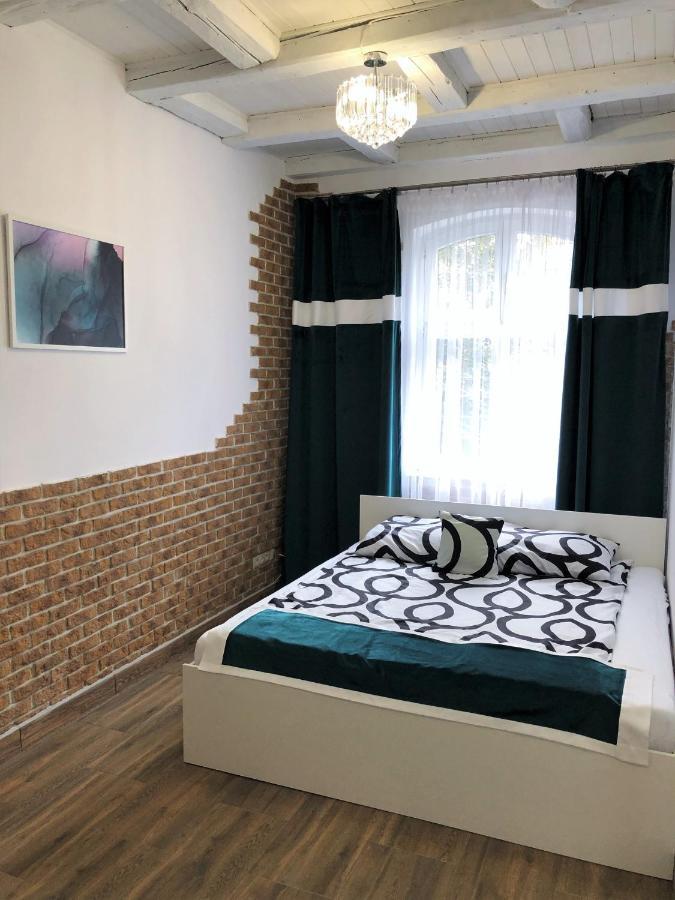 Kaliny Apartamenty Wanny Z Hydromasazem Хожов Екстериор снимка