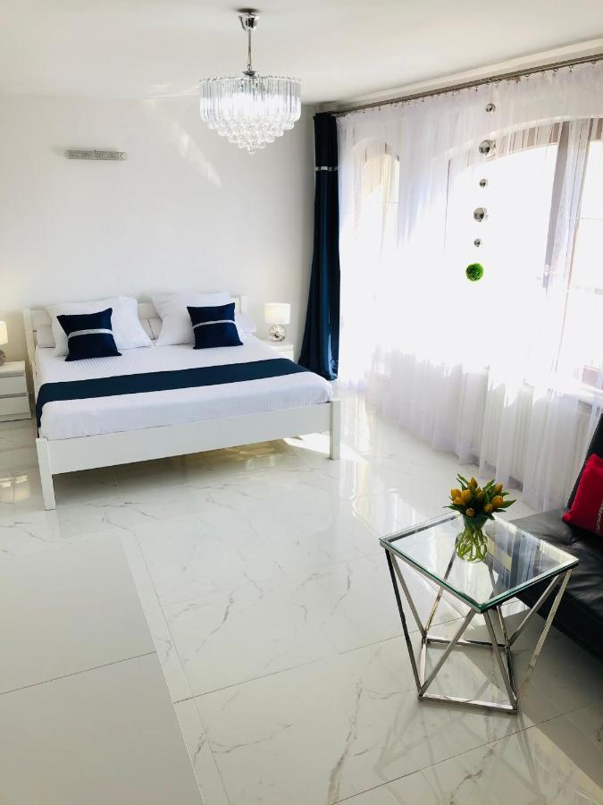 Kaliny Apartamenty Wanny Z Hydromasazem Хожов Екстериор снимка