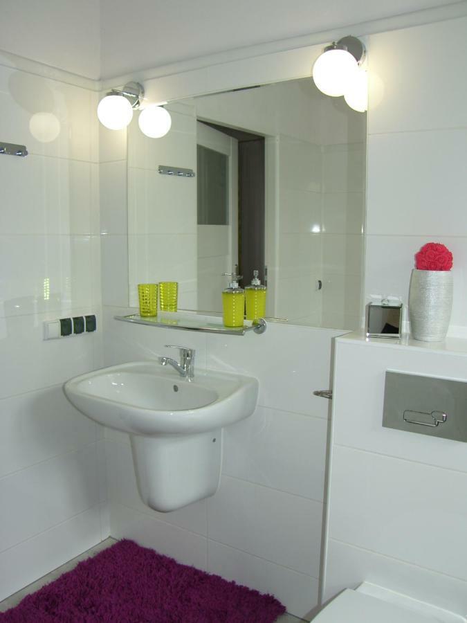Kaliny Apartamenty Wanny Z Hydromasazem Хожов Екстериор снимка